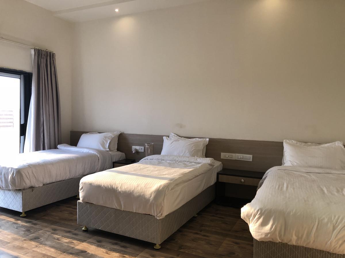 Hotel Sharanam Shegaon Exterior foto